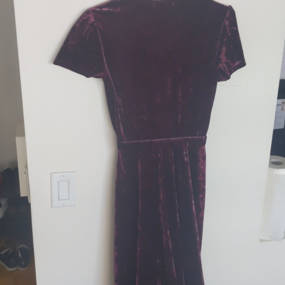 Dress - Picture 3 of 4